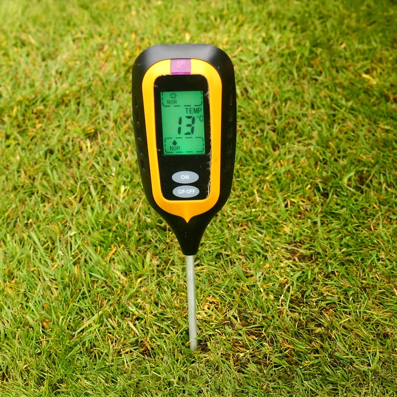 Allett Soil Probe - Measuring Moisture, pH and Temperature Levels