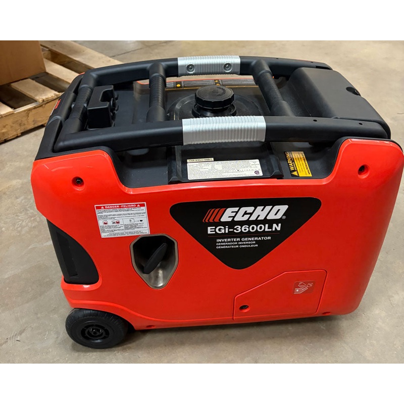 ECHO EGI-3600LN Generator 3600 Watt Low-Noise Inverter 212cc SCRATCH N DENT