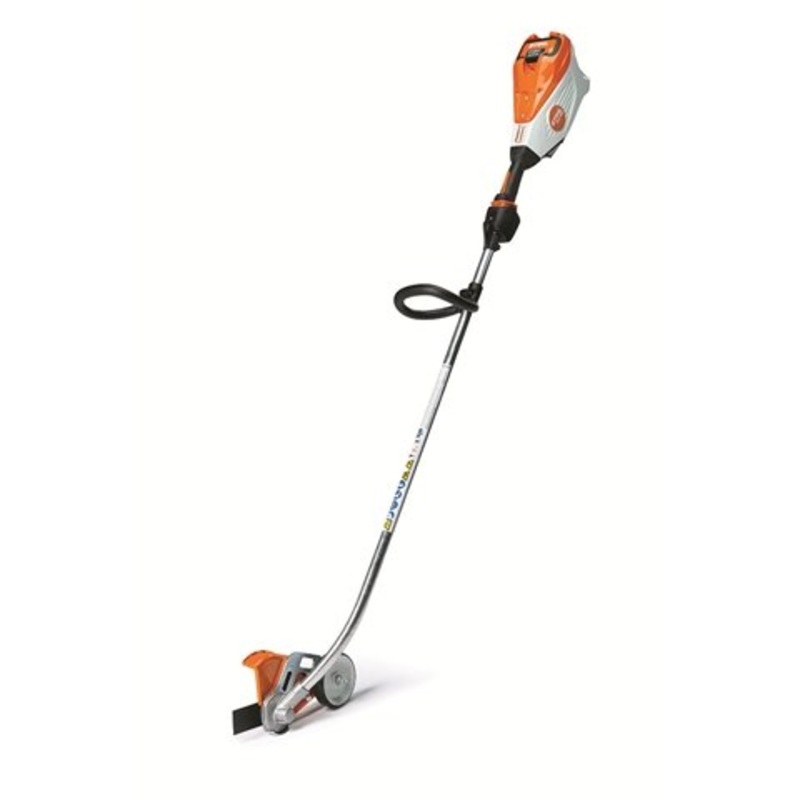 FCA 135 Edger